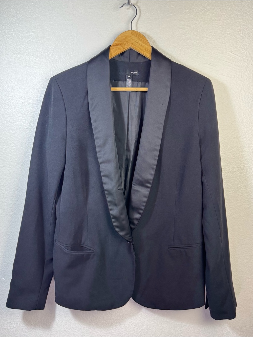 AQUA Black Satin Shawl Collar Tuxedo Blazer Size 8